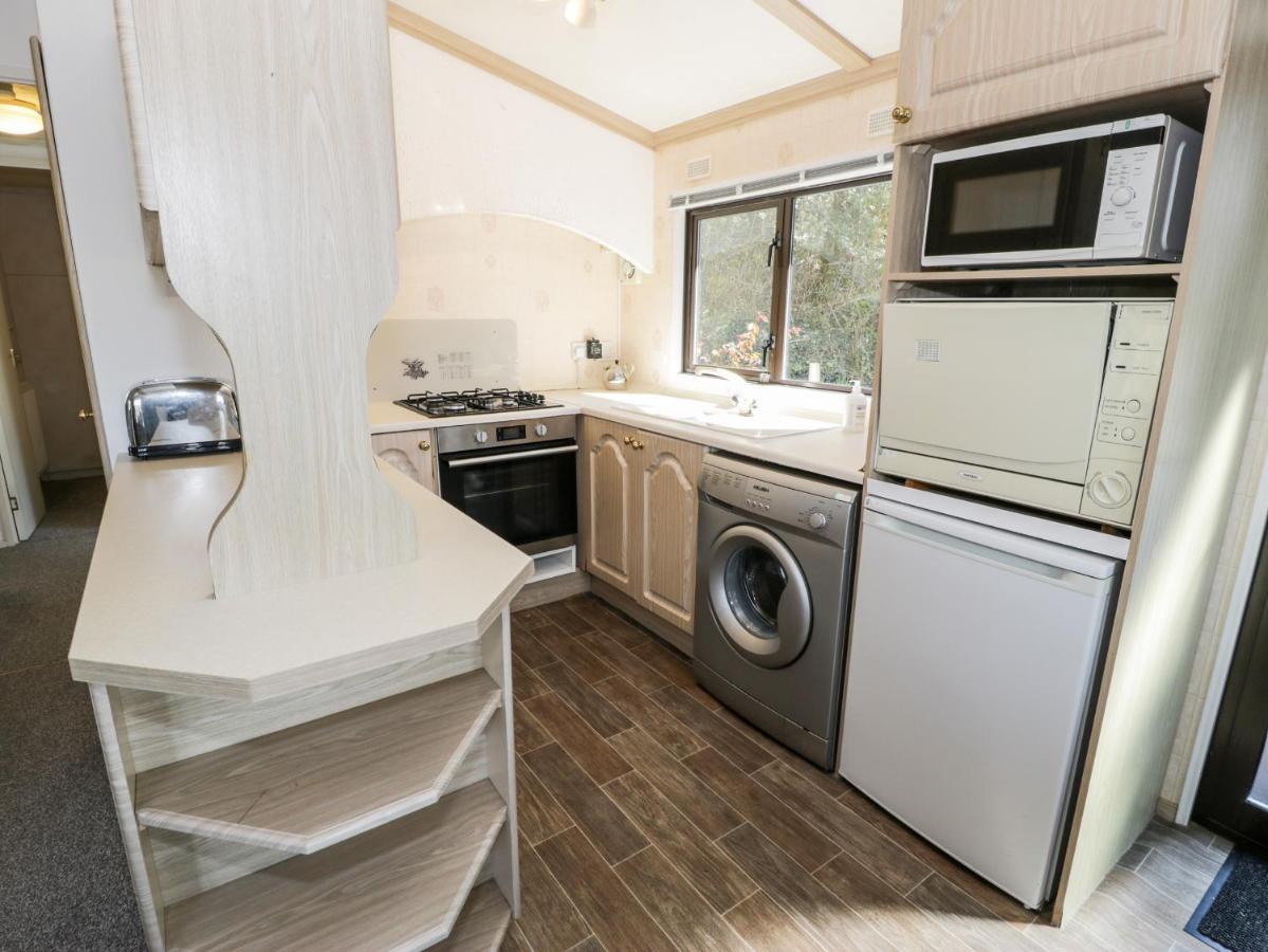 Springtime Lodge Llanddulas ภายนอก รูปภาพ